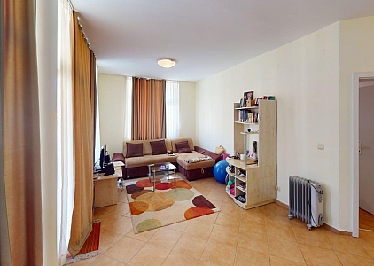Ładny, trzypokojowy apartament z widokiem na basen w samym centrum. Zdjęcie 7 Ładny, trzypokojowy apartament z widokiem na basen w samym centrum. Zdjęcie 7