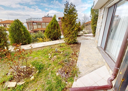 Krásný dvouúrovňový byt se třemi ložnicemi v malebné lokalitě. Foto 7 Krásný dvouúrovňový byt se třemi ložnicemi v malebné lokalitě. Foto 7