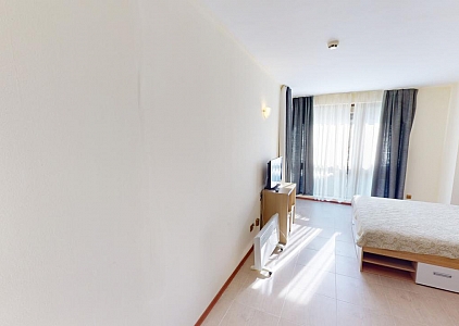Třípokojový městský dům s bazénem ve velkém komplexu. Foto 15 Třípokojový městský dům s bazénem ve velkém komplexu. Foto 15