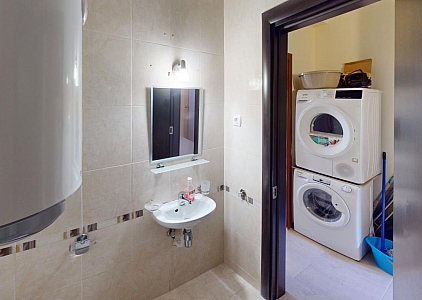 Třípokojový městský dům s bazénem ve velkém komplexu. Foto 29 Třípokojový městský dům s bazénem ve velkém komplexu. Foto 29