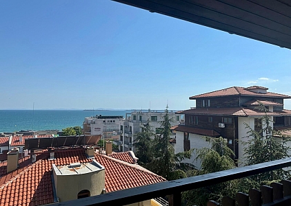 Двокімнатна квартира з панорамним видом на море у Святому Власі. Фото 10