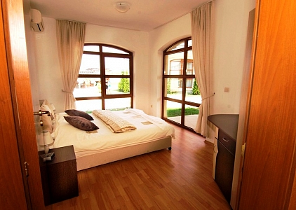 Трехкомнатная квартира около Солнечного Берега. Photo 3