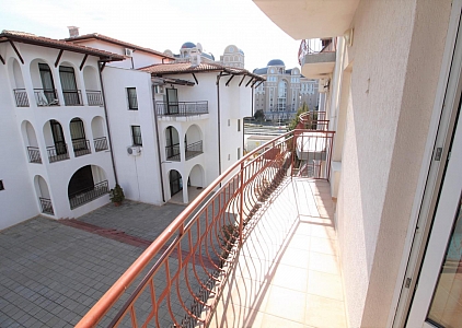 Трехкомнатная квартира по выгодной цене в Святом Власе. Фото 13