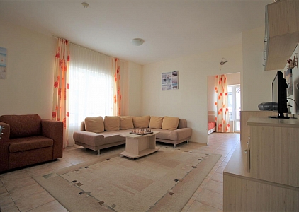 Трехкомнатная квартира по выгодной цене в Святом Власе. Фото 3