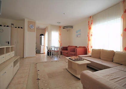 Трехкомнатная квартира по выгодной цене в Святом Власе. Фото 4