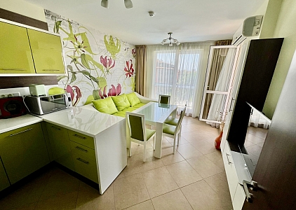 Отличная трехкомнатная квартира в красивом комплексе. Фото 6