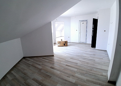 Hervorragende Wohnung für dauerhaften Wohnsitz und Sommerurlaub. Foto 2