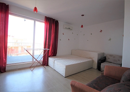 Großes Studio zum Verkauf in Sunny View Central. Foto 4