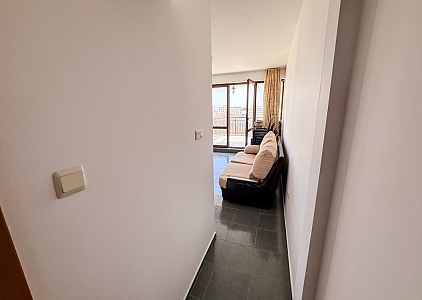 Velký dvoupokojový apartmán v centru letoviska. Foto 20