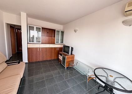 Velký dvoupokojový apartmán v centru letoviska. Foto 7
