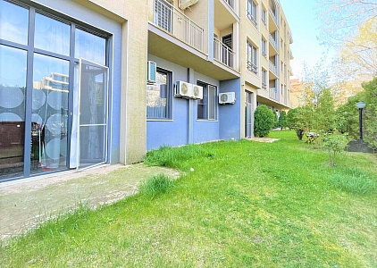 Wohnung mit großer Liegewiese in guter Anlage. Foto 4