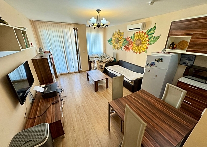 Zweizimmerwohnung in einem SPA-Komplex mit Meerblick. Foto 3