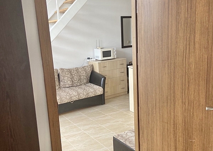 Недорогая трехкомнатная квартира в семейном комплексе. Фото 17