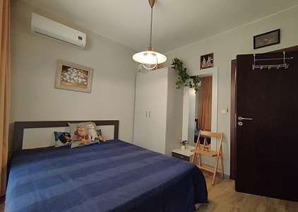 Prostorný byt s velkou terasou v krásném komplexu. Foto 13