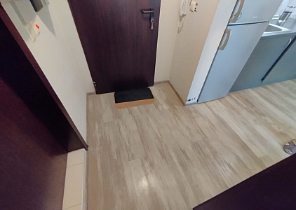 Prostorný byt s velkou terasou v krásném komplexu. Foto 18