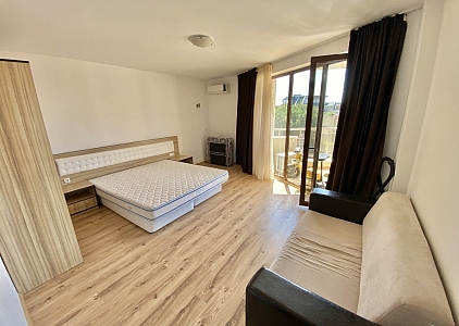 Große Zweizimmerwohnung in einem Elitekomplex . Foto 5