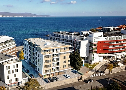 Velký výběr apartmánů v budově ve výstavbě 100 metrů od moře. Foto 1 Velký výběr apartmánů v budově ve výstavbě 100 metrů od moře. Foto 1