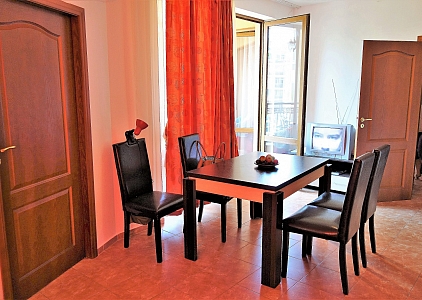 Three-room apartment in Kasandra complex. Photo 11