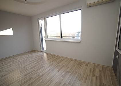 Neue Zweizimmerwohnung mit Kamin. Foto 18