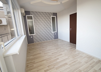 Neue Zweizimmerwohnung mit Kamin. Foto 6