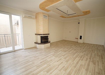 Große Wohnung für Urlaub oder Daueraufenthalt. Foto 1