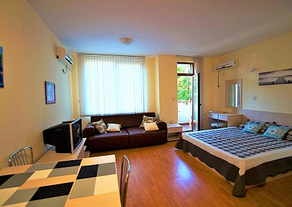 Хорошая меблированная студия в Райском Саду . Foto 2