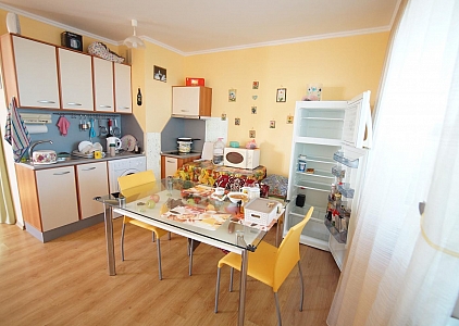 Большая двухкомнатная квартира в комплексе Амадеус 5 на Солнечном Берегу. Фото 1