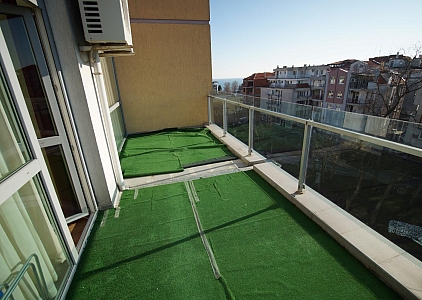 Меблированная двухкомнатная квартира в Несебре на первой линии. Photo 9