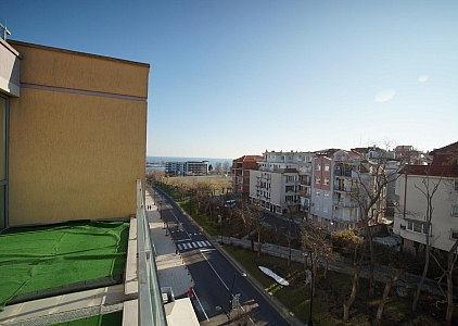 Меблированная двухкомнатная квартира в Несебре на первой линии. Photo 10