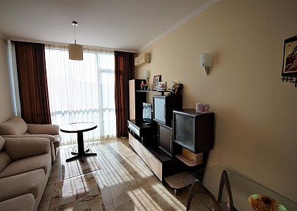 Меблированная двухкомнатная квартира в Несебре на первой линии. Photo 3