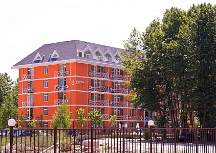 Трикімнатна квартира у невеликому сімейному комплексі. Фото 1