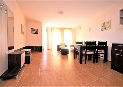 Большая двухкомнатная квартира на второй линии. Фото 2 Большая двухкомнатная квартира на второй линии. Фото 2