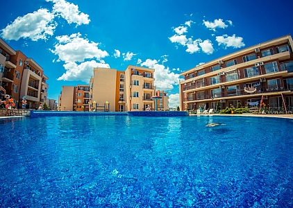 Spacious apartment overlooking the pool in a large complex. Photo 15 Spacious apartment overlooking the pool in a large complex. Photo 15