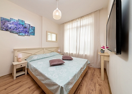 Небольшая квартира с 2мя спальнями в красивом комплексе!. Фото 8