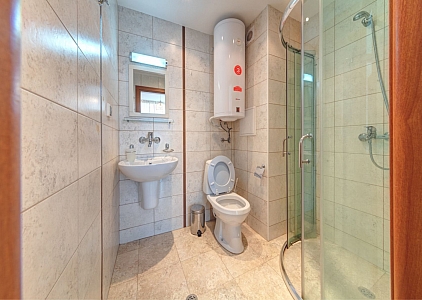 Небольшая квартира с 2мя спальнями в красивом комплексе!. Фото 9