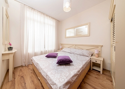 Небольшая квартира с 2мя спальнями в красивом комплексе!. Фото 6