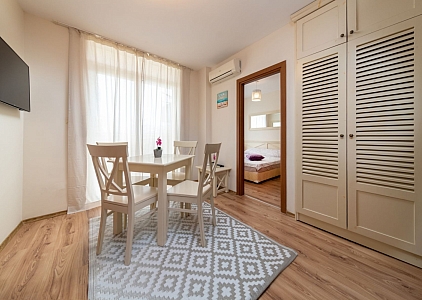 Небольшая квартира с 2мя спальнями в красивом комплексе!. Фото 3