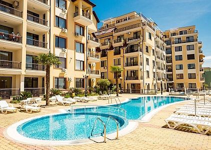 Чудова квартира з видом на басейн у чудовому комплексі . Фото 1