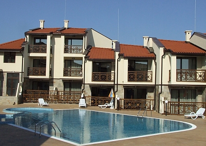 Большая трехкомнатная квартира в 2,5 км от Солнечного берега!. Фото 1