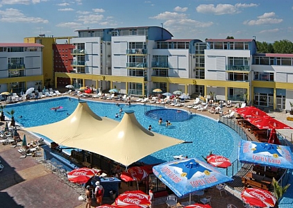 Spacious two-room apartment 350 meters from the sea!. Photo 11