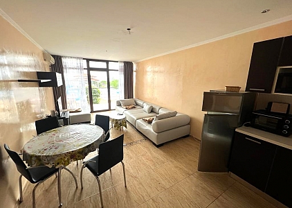 Two-room apartment on the first line. Photo 2 Two-room apartment on the first line. Photo 2