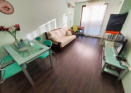 Отличная квартира в 150 метрах от пляжа в Елените. Фото 17 Отличная квартира в 150 метрах от пляжа в Елените. Фото 17