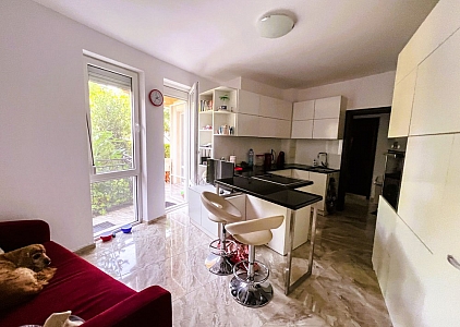 Красива трикімнатна квартира в розкішному комплексі. Фото 2