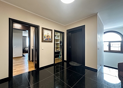 Пентхаус із чотирма спальнями в розкішному СПА-комплексі. Фото 25 Пентхаус із чотирма спальнями в розкішному СПА-комплексі. Фото 25