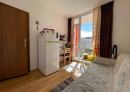 Небольшая квартира с 2 спальнями. Фото 8