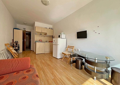 Затишна студія у сімейному комплексі. Фото 11