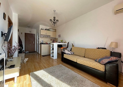 Небольшая квартира с 2 спальнями. Фото 1