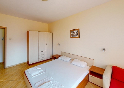 Квартира з двома спальнями за 7 хвилин ходьби до моря. Фото 16