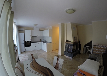 Двухэтажный таунхаус в центре Солнечном Берега. Zdjęcie 2