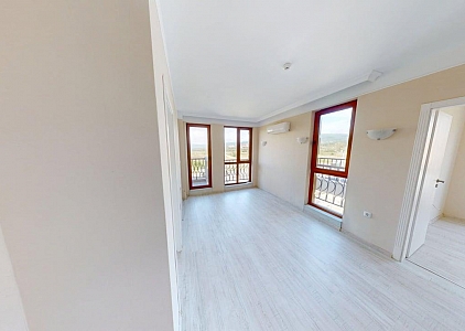 Malý třípokojový byt v luxusním komplexu. Foto 4